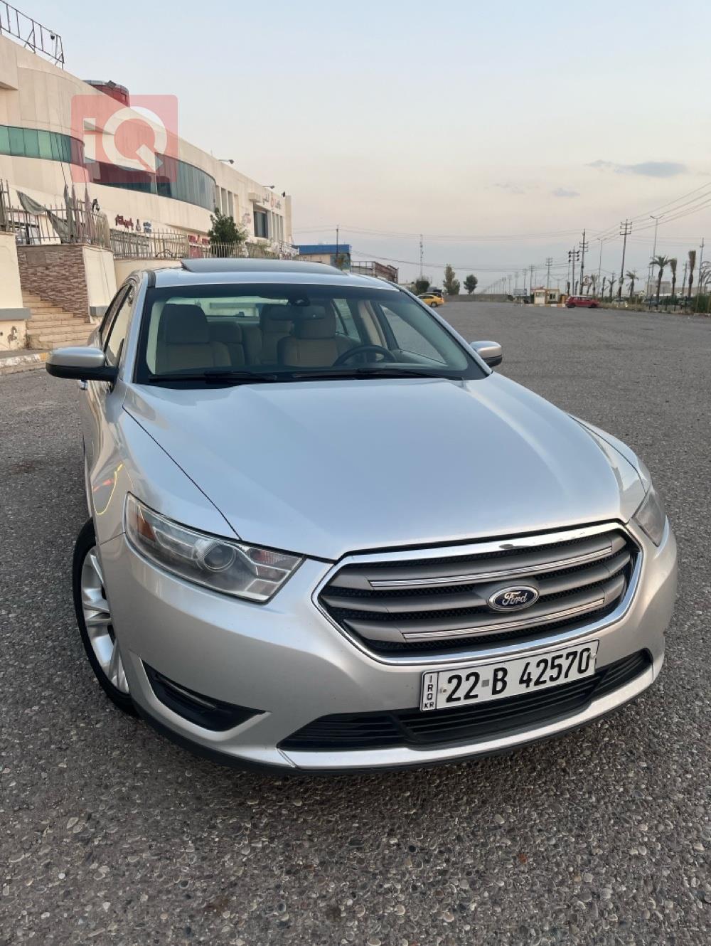 Ford Taurus